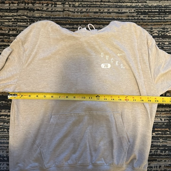 NWT Nike Oregon Ducks Sweatshirt Medium - Picture 10 of 12